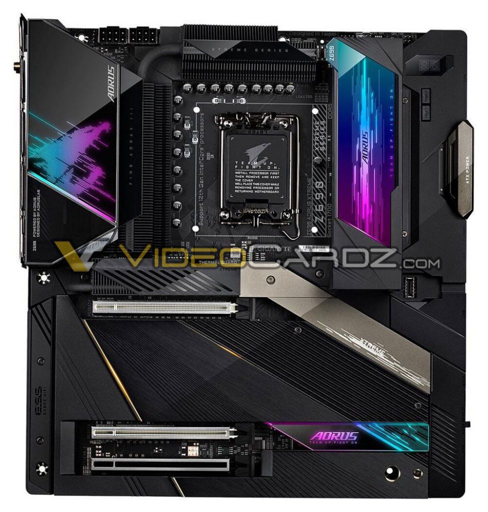 این شما و این هم تصاویر و مشخصات غول گیمینگ: Gigabyte Z690 Aorus Xtreme