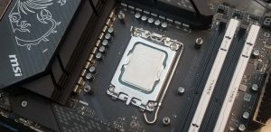 مقایسه پردازنده‌های AMD Ryzen و Intel Alder Lake در بازی‌ها؛ آیا ادعا اینتل حقیقت دارد؟