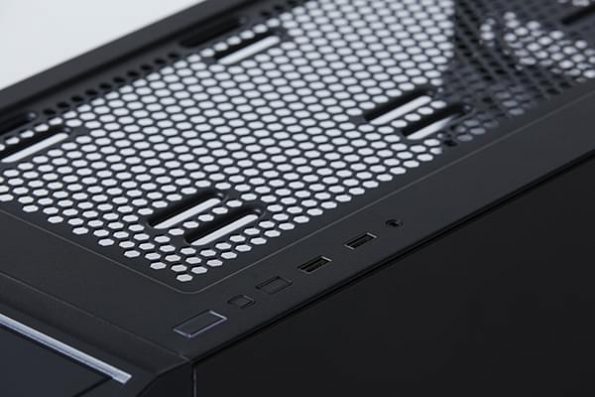Lancool-215-IO