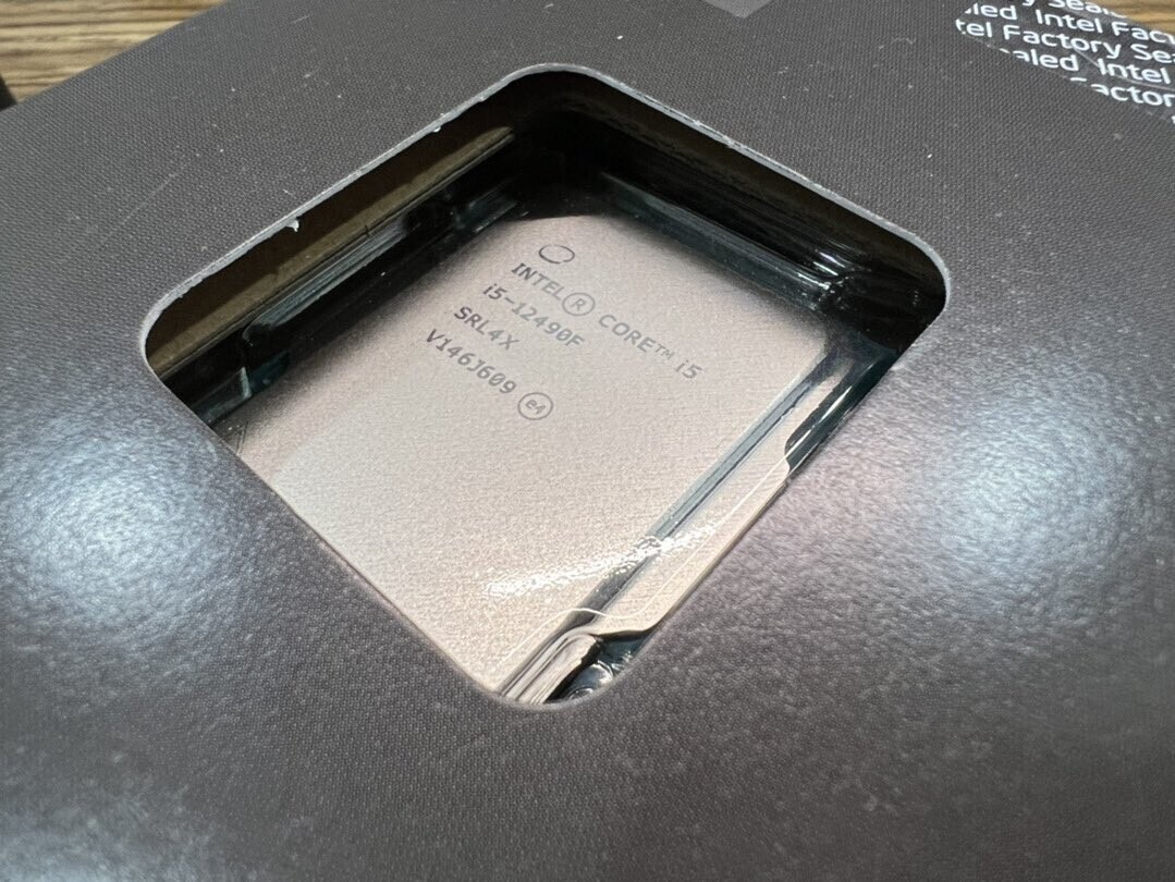 پردازنده مشکوک و عجیب Core i5-12490F دیده شد؛ 15 درصد قوی‌تر از Core i5-12400F