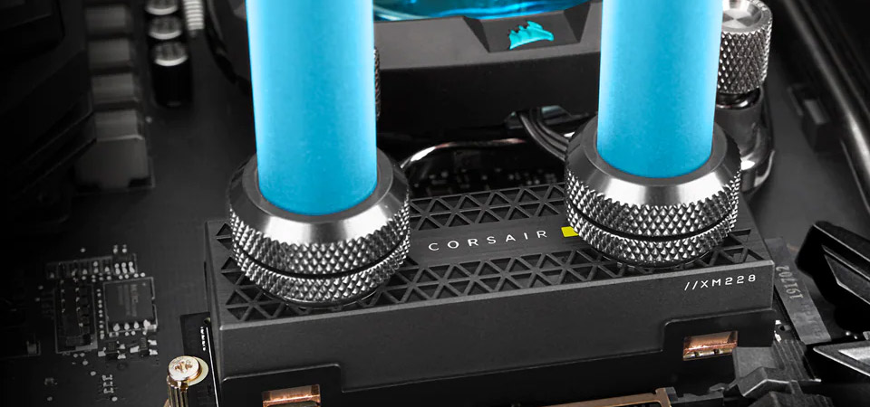 CORSAIR MP600 PRO XT Hydro X Edition 4TB