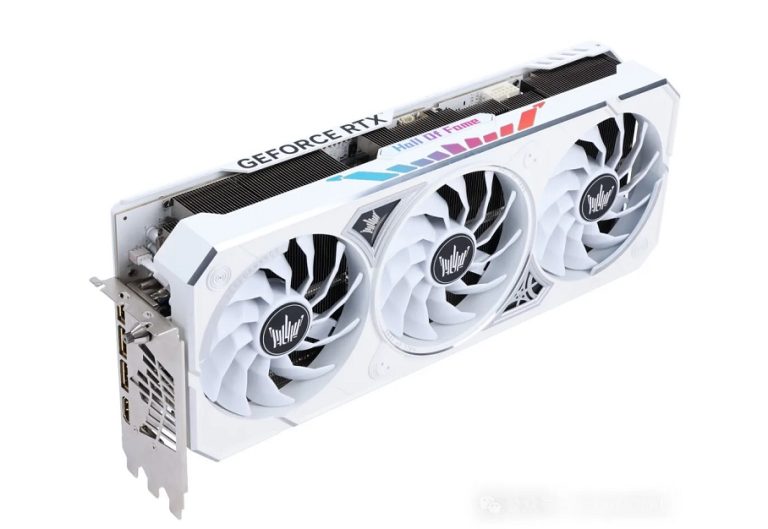 GALAX GeForce RTX 4070 SUPER