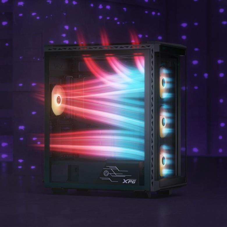 فضای داخلی گسترده برای اسمبل آسان XPG BATTLECRUISER II از مادربردهای E-ATX، ATX، Micro-ATX و Mini-ITX پشتیبانی میکند. همچنین فضای لازم برای نصب کارت گرافیک تا طول ۳۹۵ میلیمتر، کولر پردازنده تا ارتفاع ۱۷۵ میلیمتر و پاور با طول ۲۲۵ میلیمتر را فراهم میکند. وجود کاور مخصوص پاور، محفظههای مدیریت کابل حرفهای و فیلترهای گردوغبار قابل تعویض از دیگر ویژگیهای کاربردی این کیس هستند.
