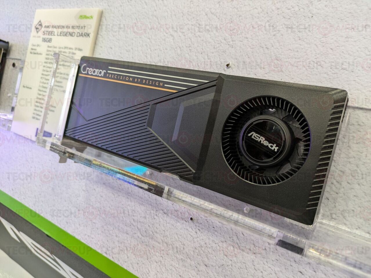 معرفی GPU حرفه‌ای Radeon AI PRO R9700‌؛ طراحی ایسوس و ASRock با ۳۲GB حافظه، عملکرد AI قوی