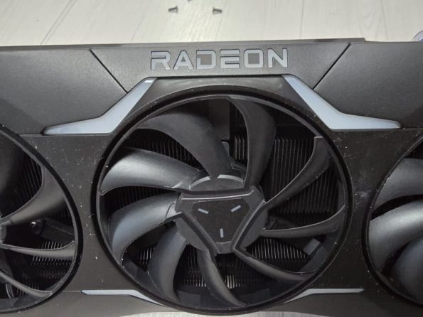 نمونه اولیه RX 7950 XTX؛ غول فراموش‌شده AMD؟