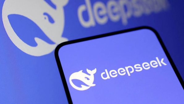 تحقیق درباره‌ی دریافت کمیسیون غیرقانونی توسط مدیر DeepSeek