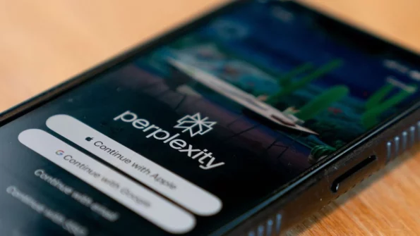 Perplexity AI با پیشنهاد خرید گوگل کروم، گوگل را به چالش می‌کشد!