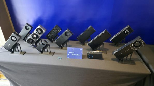 پروژه Battlematrix اینتل جهش چشمگیر در عملکرد AI