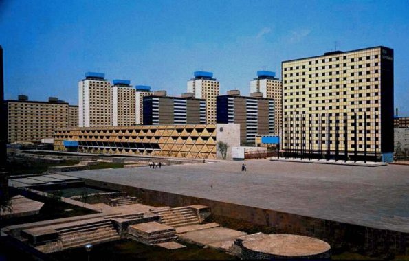 معماری مدرن آمریکای لاتین، وقتی طرحهای انتزاعی با واقعیت خیابان برخورد میکنند