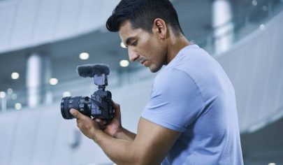 بهترین تنظیمات فیلم‌برداری دوربین Sony Alpha 7 برای خروجی سینمایی