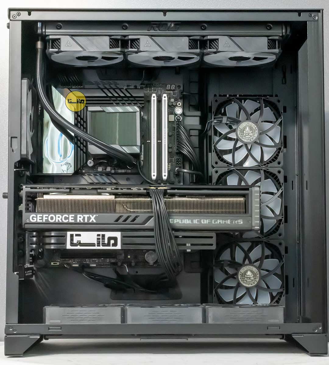 سیستم شبیه سازی و رندرینگ هودینی UT9 (5) سیستم شبیه سازی و رندرینگ هودینی UT9 intel i9 14900kk 128gb 2x64gb titanium asus rog 4090 24gb شبیه سازی و رندرینگ در نرم افزار هودینی سیمولیت آب و آتش و رندرینگ پروژه های تبلیغاتی و انیمیشن